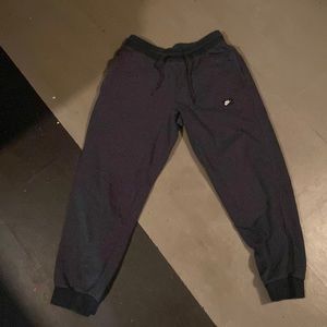 Nike woman’s black joggers size medium!